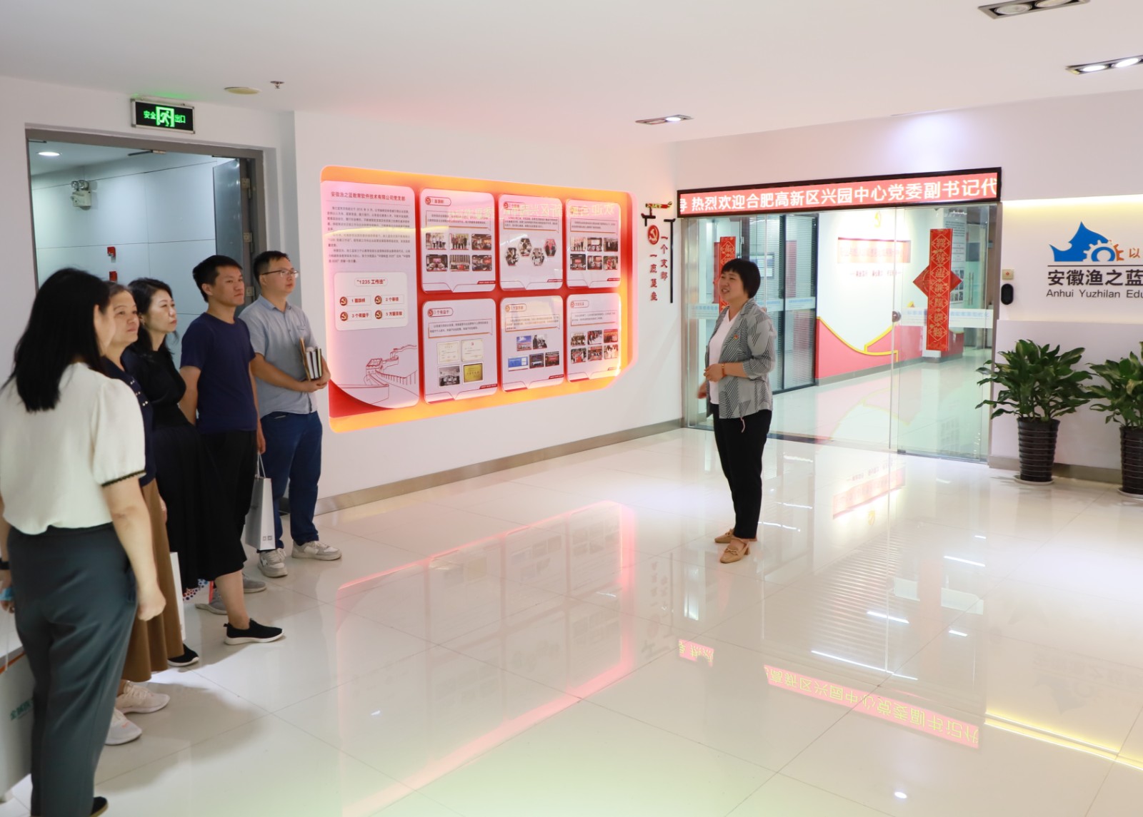 IMG_9736_edit_27823545868031.jpg IMG_9736_edit_27823545868031.jpg